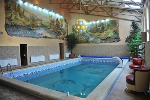 Andinna Hotel Чернивци Екстериор снимка